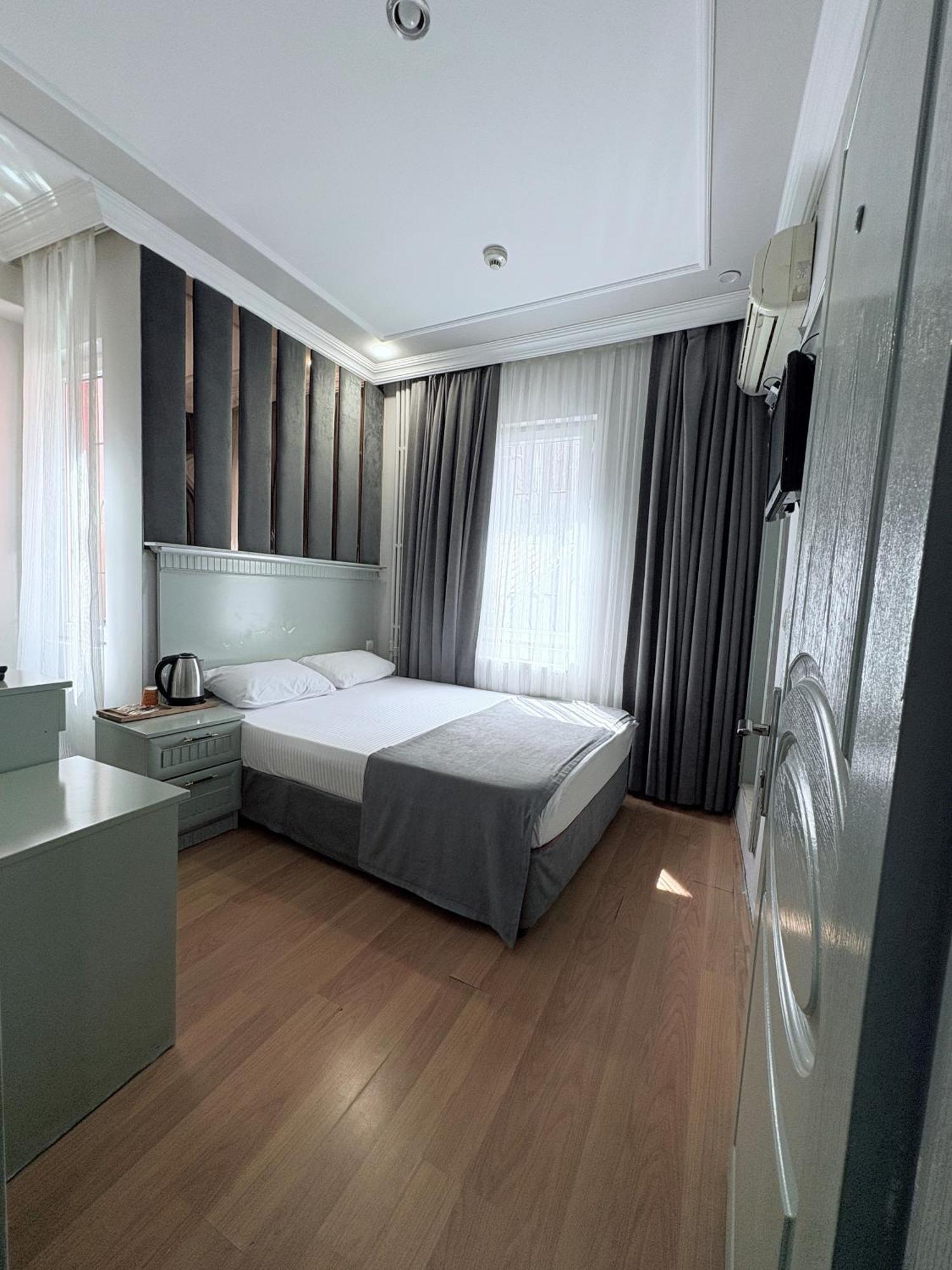 Grand Hurriyet Hotel Istanbul Exterior photo